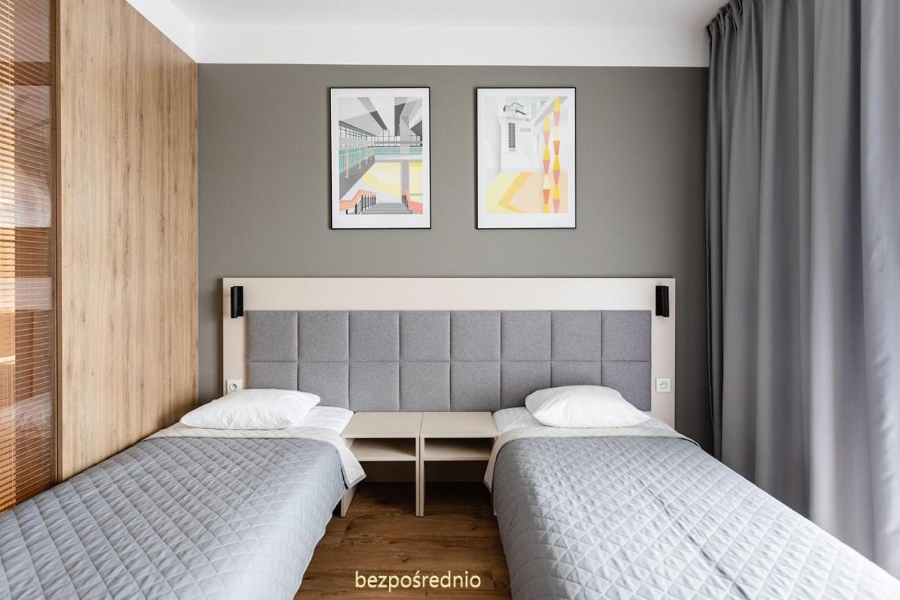 Apartament W Warszawie Dedykowany Parking Podziemny W Cenie, Wifi, Blisko Centrum New Apartment In Warsaw Finished To A High Specification Fitted Out To A High Standard On The 7Th Floor, Wifi, Underground Parking Price Included المظهر الخارجي الصورة